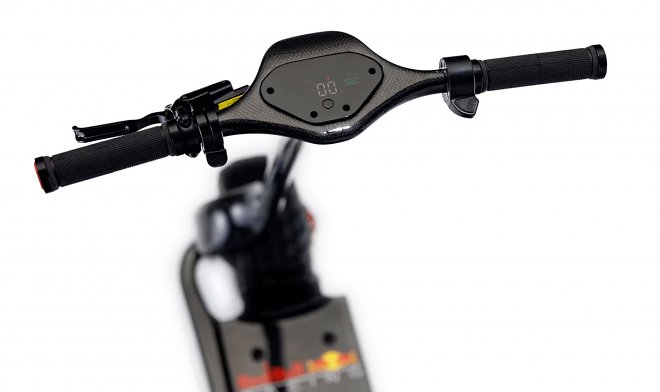 Red Bull Racing представила электронный скутер в стиле болидов F1 