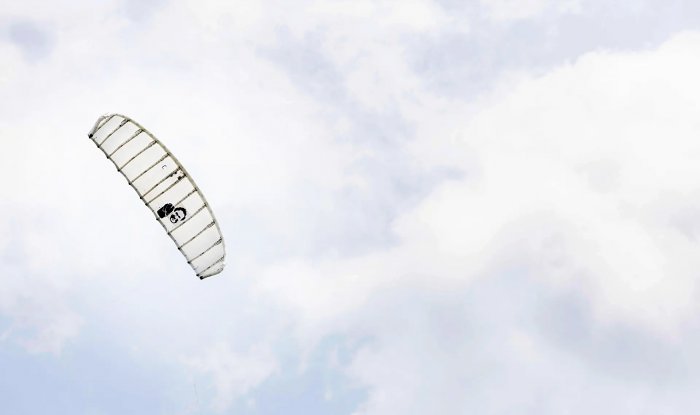 Автономная система Kitepower Hawk генерирует энергию с помощью гигантского воздушного змея 