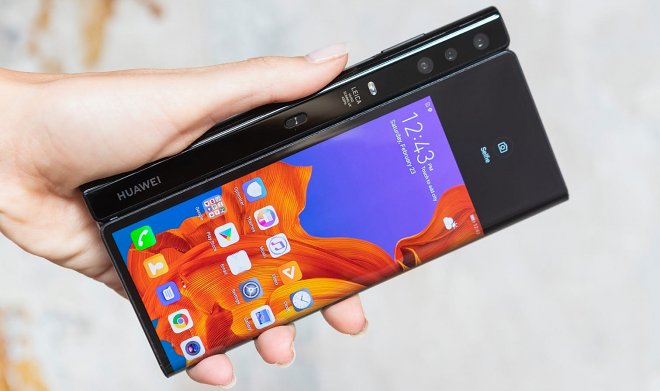 Huawei представила один из лучших складных смартфонов Mate X 