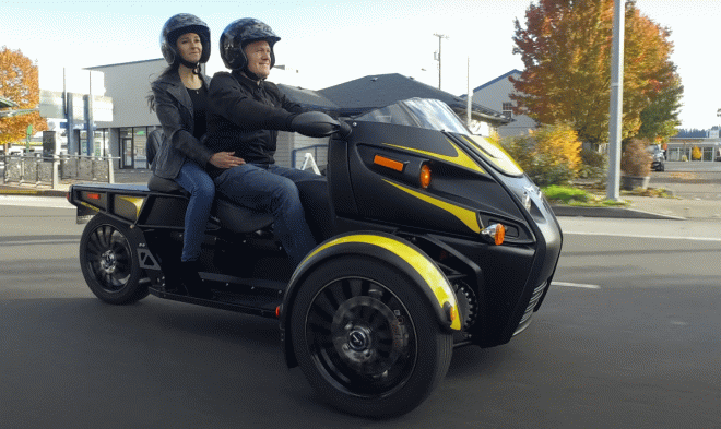 Компания Arcimoto готовит к запуску юркий городской электротрайк Roadster 