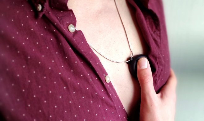 Ожерелье со скрытым ЭКГ-сенсором быстро и легко проверит сердечный ритм 