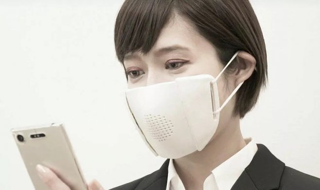 Умная маска из Японии может разговаривать с вашим телефоном и работать переводчиком 