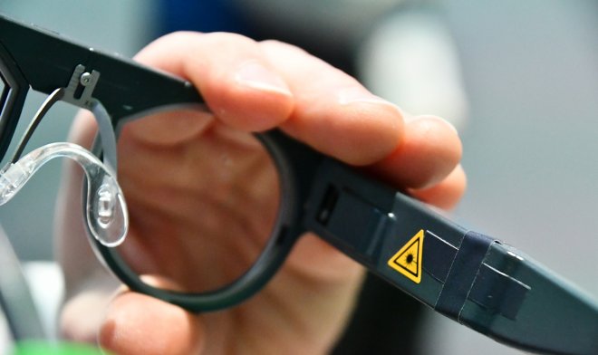 Умные очки Bosch нарисуют лазерное изображение прямо внутри человеческого глаза 